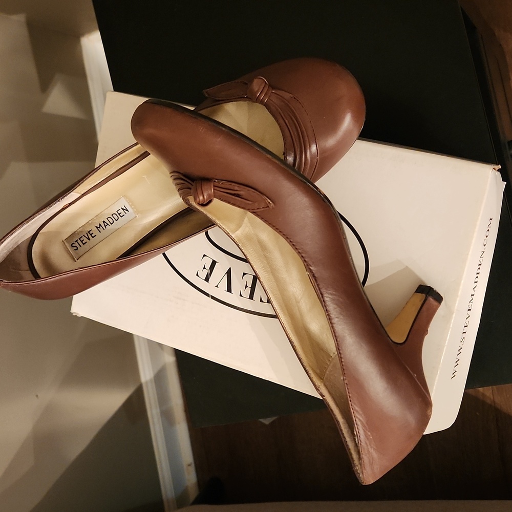 Brown Leather Heel steve madden